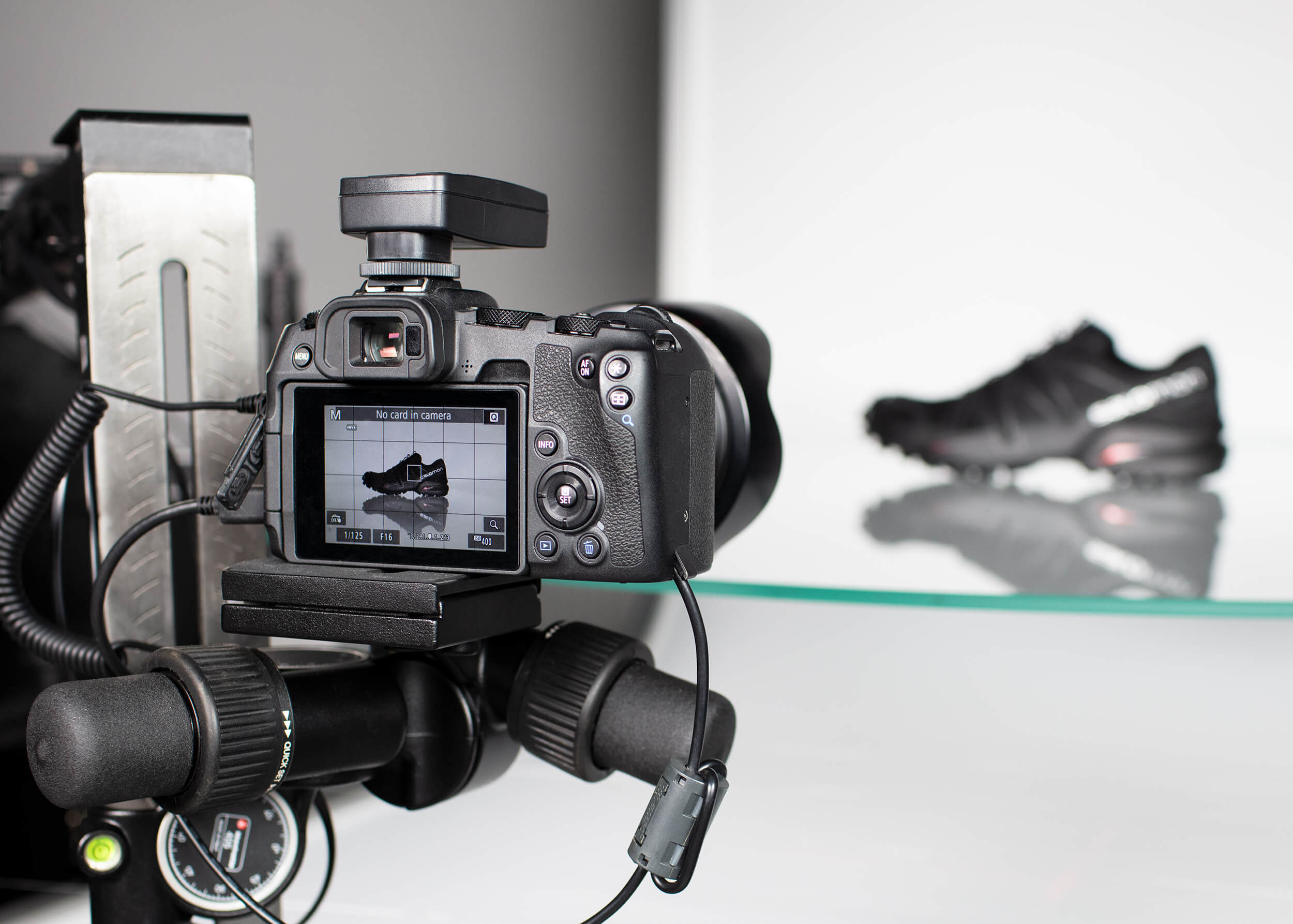 Integrated post-processing software enables operators to publish product imagery in full 3D almost immediately after capture.