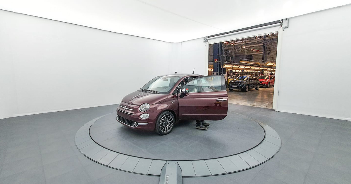 Carousel car turntable installation by PixMyCar at Stellantis