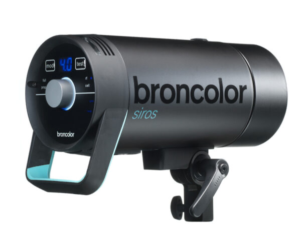PhotoRobot supports Broncolor Siros 400/800 WiFi/RFS2 series lights.
