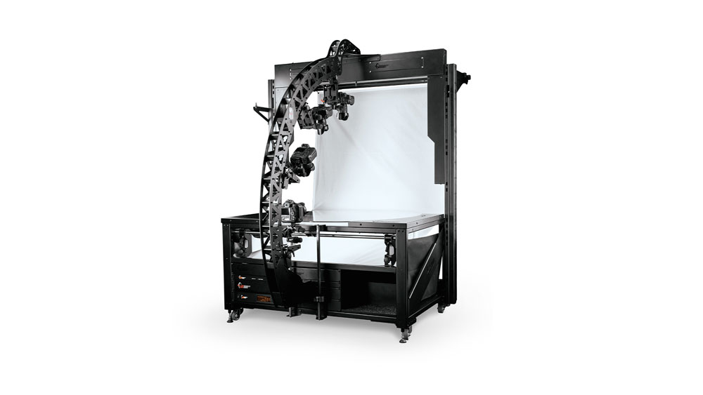 Multi-camera product photography turntable setup