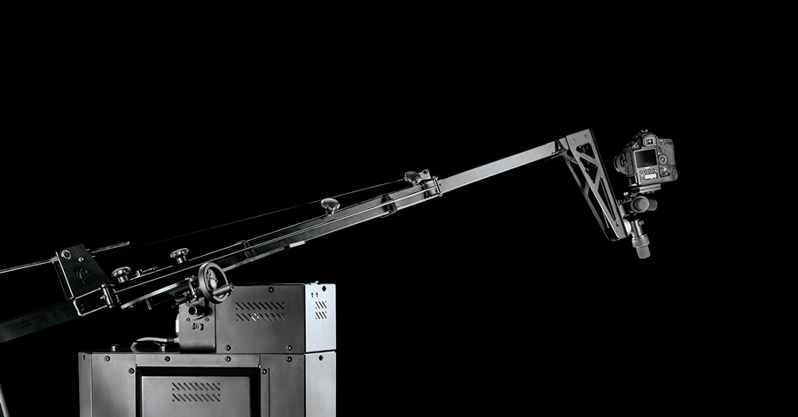 Robotic camera arm for precise image capture